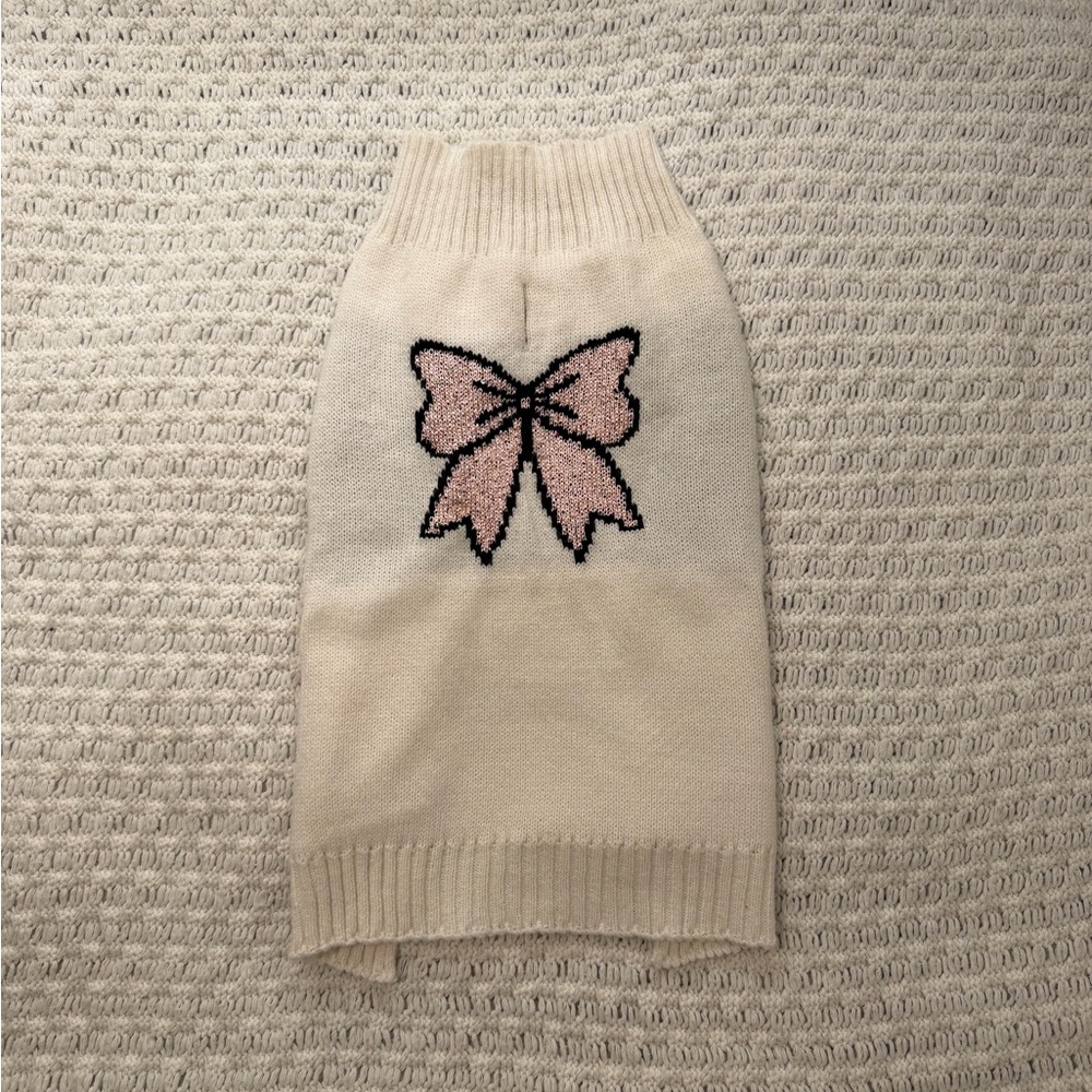 Chic White Dog Sweater with Pink Bow
